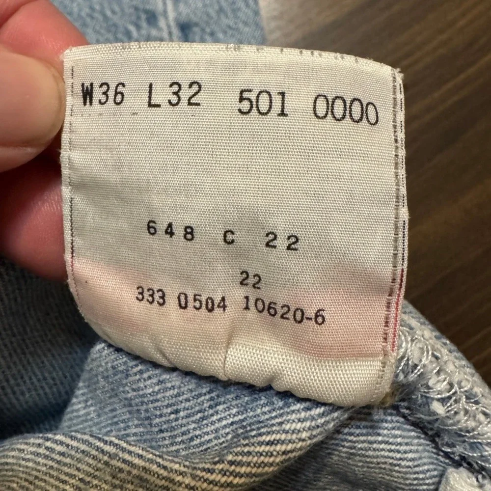 Vintage Levis 501xx Jeans Mens‎ 36x32 blue Denim Button Fly Red tab Straight 00s